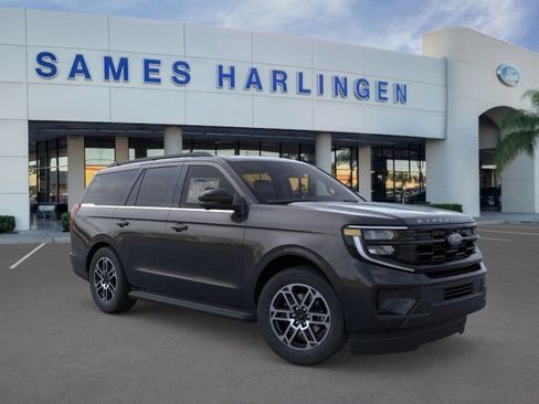 New 2026 Ford Expedition Active RWD image 7