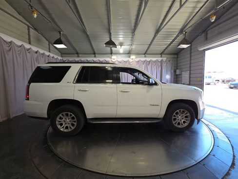 Used 2018 GMC Yukon SLT AWD/4WD image 9