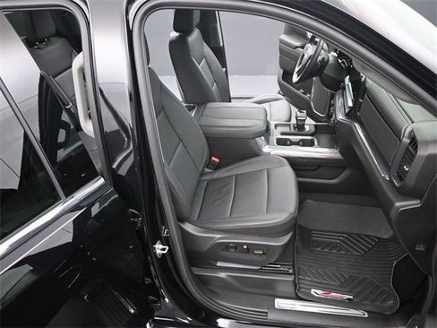 Used 2025 Chevrolet Silverado 1500 LTZ w/ LTZ Premium Package image 19