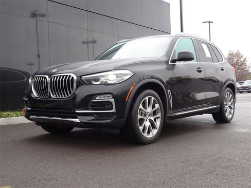 Used 2020 BMW X5 xDrive40i w/ Premium Package image 28