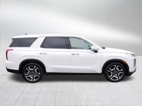Used 2023 Hyundai Palisade Limited AWD/4WD image 9
