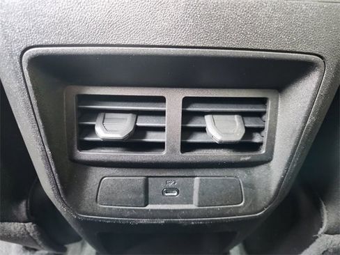 Used 2023 Chevrolet Colorado LT w/ LT Convenience Package image 20