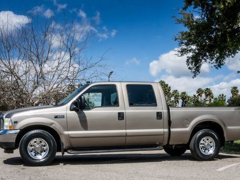 Used 2002 Ford F350 XLT image 4