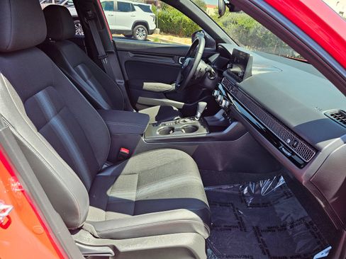 Used 2026 Honda Civic Sport image 31