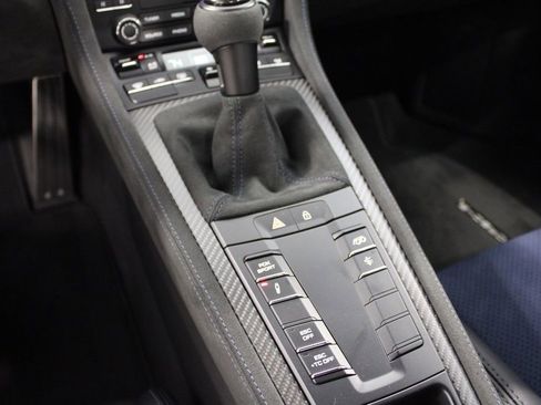 Certified 2025 Porsche 718 Cayman GT4 RS RWD image 31