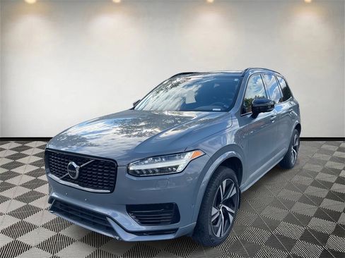 Used 2023 Volvo XC90 T8 Plus image 7