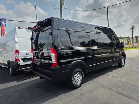 Used 2024 RAM ProMaster 3500 w/ Convenience Group FWD image 6