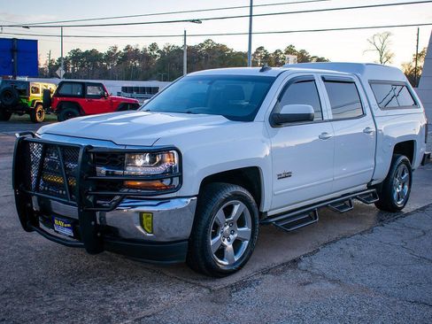 Used 2017 Chevrolet Silverado 1500 LT w/ Texas Edition image 2