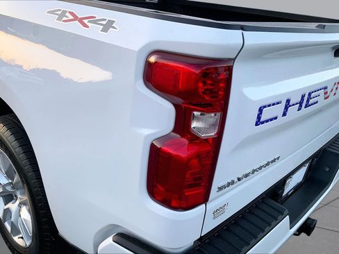 Used 2024 Chevrolet Silverado 1500 Custom AWD/4WD image 26