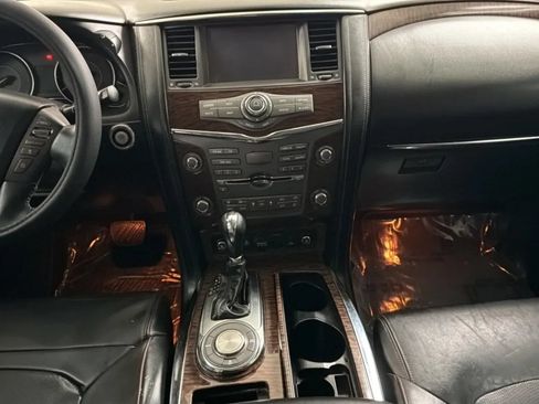 Used 2017 Nissan Armada Platinum RWD image 16
