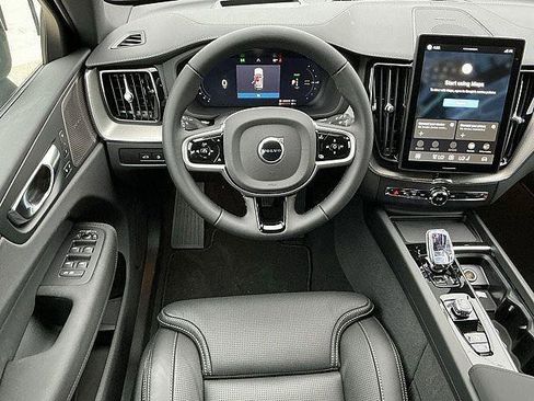 New 2026 Volvo XC60 T8 Ultra w/ Climate Package AWD/4WD image 5