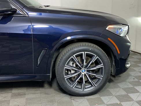 Used 2019 BMW X5 xDrive50i w/ M Sport Package image 10