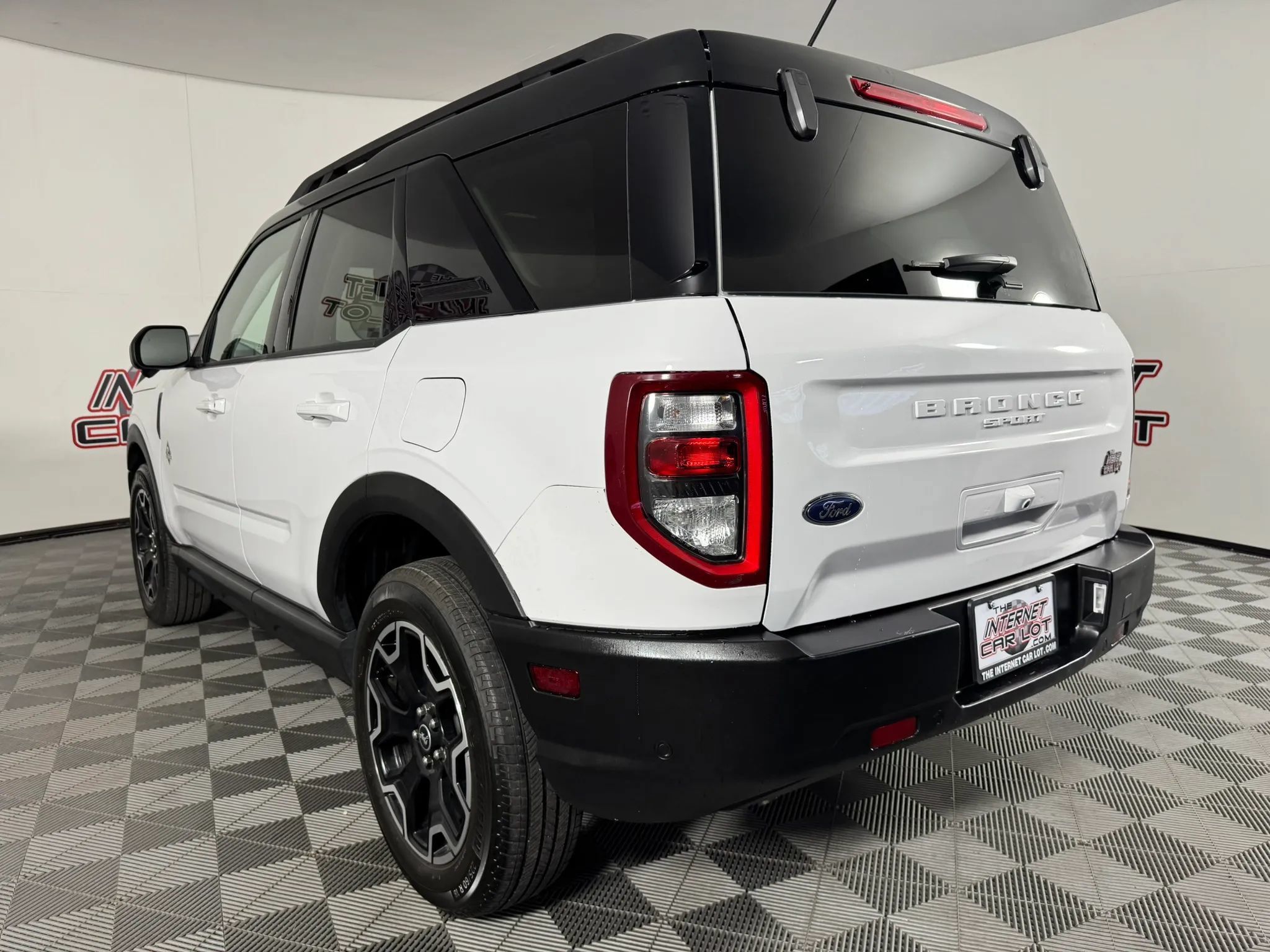 Used 2025 Ford Bronco Sport Outer Banks w/ Outer Banks Tech Package+ AWD/4WD image 26