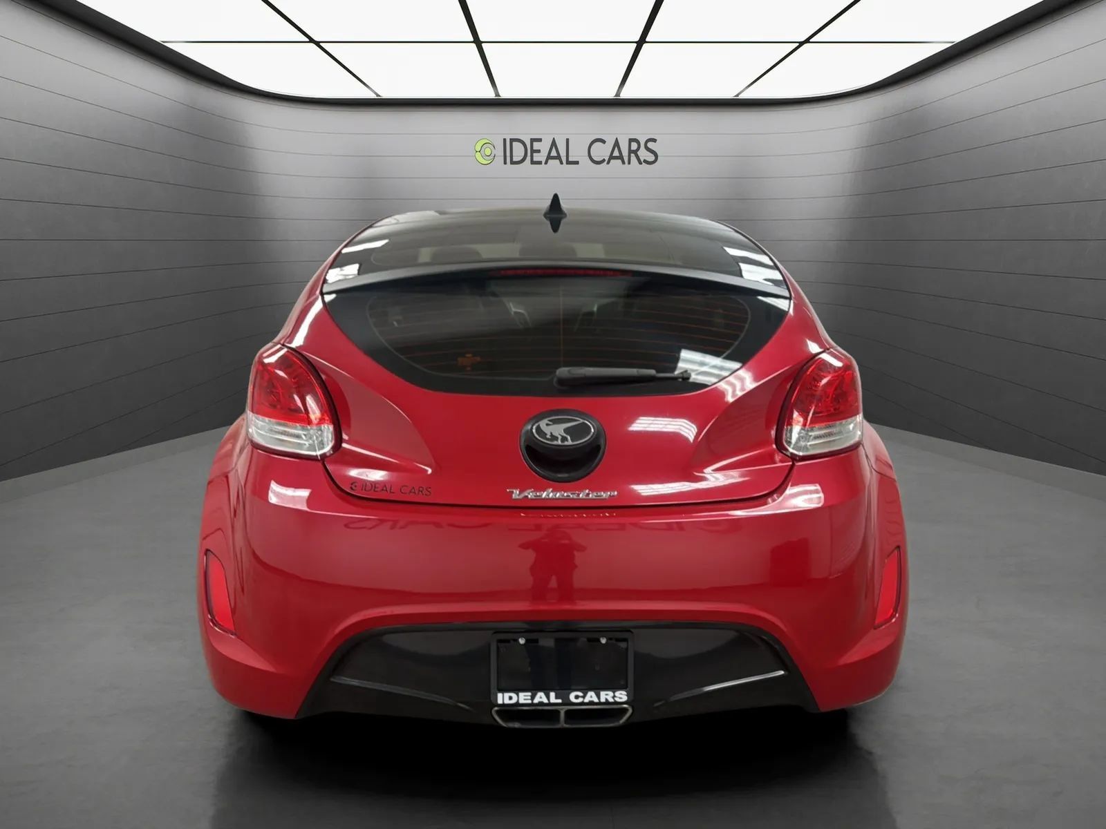 Used 2013 Hyundai Veloster w/ Style Pkg FWD image 6