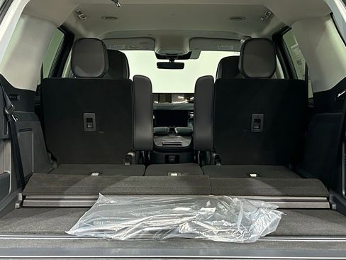 New 2026 Lincoln Navigator Premiere AWD/4WD image 41