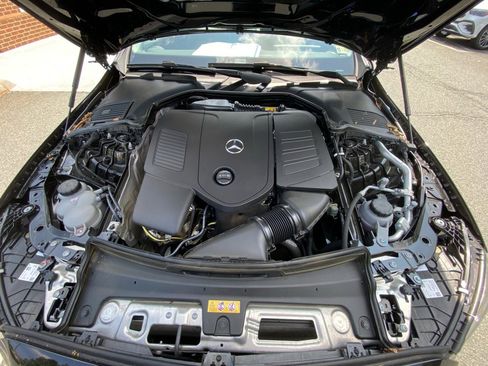 Used 2025 Mercedes-Benz C 300 4MATIC Sedan image 16