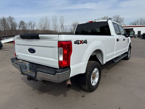 Used 2017 Ford F250 XLT w/ Snow Plow Prep Package image 5