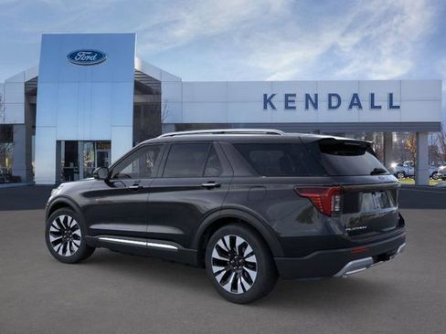 Used 2026 Ford Explorer Platinum w/ LUX Leather Package image 4