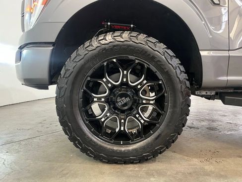 Used 2021 Ford F150 Lariat w/ Equipment Group 502A High image 14