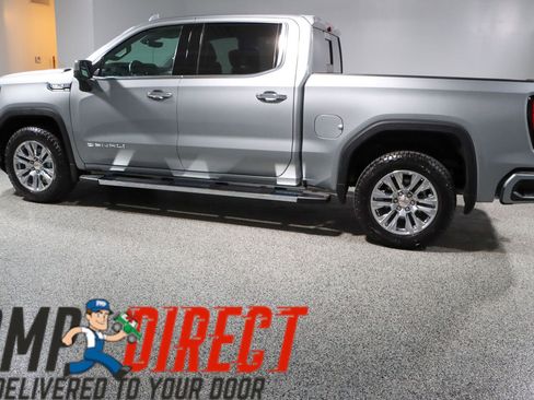 Used 2025 GMC Sierra 1500 Denali w/ Technology Package AWD/4WD image 10
