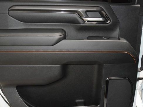 Used 2024 GMC Sierra 2500 AT4 w/ AT4 Premium Plus Package image 46