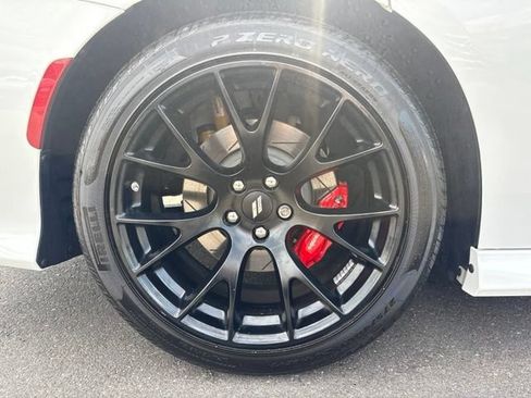Used 2019 Dodge Charger Scat Pack w/ Dynamics Package RWD image 31