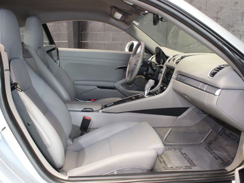 Used 2015 Porsche Cayman image 33