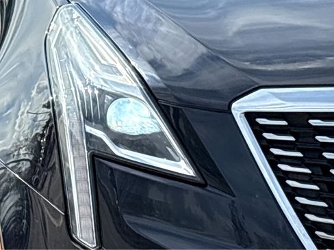 Used 2021 Cadillac XT5 Luxury image 11