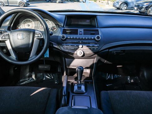 Used 2009 Honda Accord LX-P image 10