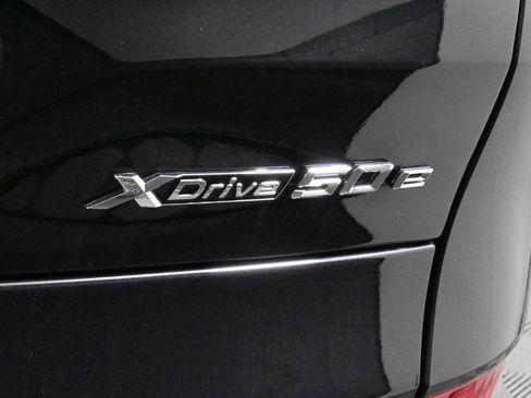 Used 2025 BMW X5 xDrive50e w/ M Sport Package image 42