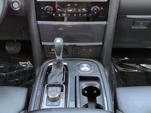 Certified 2022 Nissan Armada SV w/ Cargo Package RWD image 19
