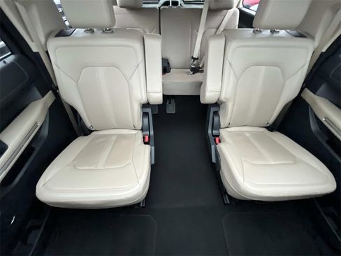 Used 2024 Ford Expedition Max Limited image 35