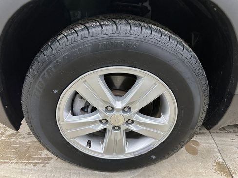 Certified 2021 Chevrolet Trax LS w/ Tint and Cruise Package image 30