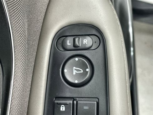 Used 2018 Honda HR-V EX image 13