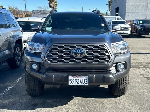 Used 2023 Toyota Tacoma TRD Off-Road image 5