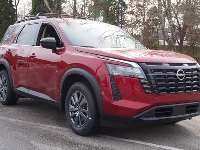 New 2026 Nissan Pathfinder SV
