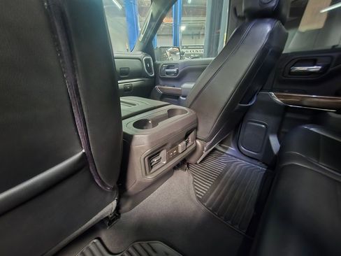 Used 2022 Chevrolet Silverado 1500 RST w/ Safety Package image 15