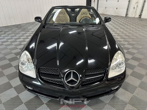 Used 2009 Mercedes-Benz SLK 300 image 7