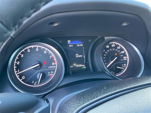 Used 2024 Toyota Camry SE image 19