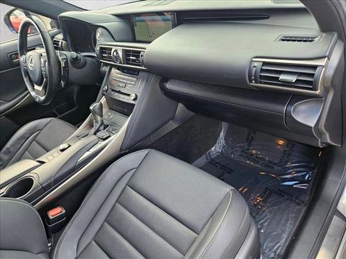 Used 2019 Lexus IS 300 AWD image 21