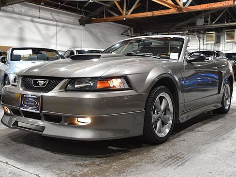 Used 2002 Ford Mustang GT RWD image 10