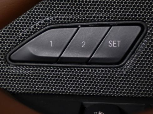 Used 2023 BMW M4 xDrive Competition AWD/4WD image 46