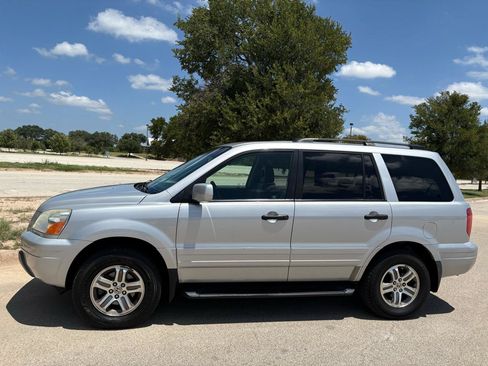 Used 2004 Honda Pilot EX image 4