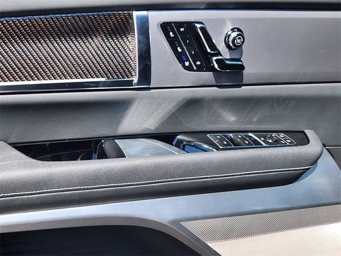 New 2026 Cadillac Vistiq Sport image 21