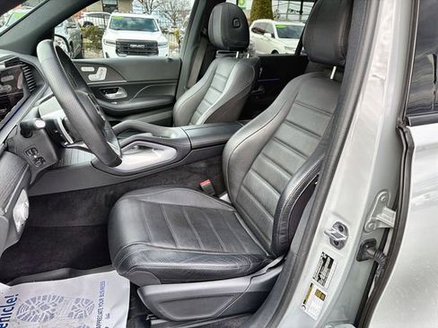 Used 2024 Mercedes-Benz GLS 450 4MATIC image 20