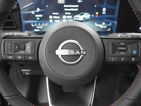 New 2026 Nissan Kicks SR FWD image 30