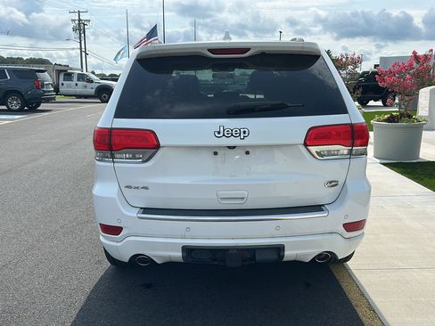 Used 2015 Jeep Grand Cherokee Overland AWD/4WD image 6