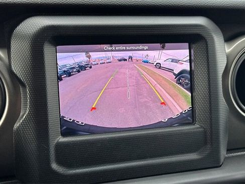 Used 2023 Jeep Wrangler Unlimited w/ Convenience Group image 3