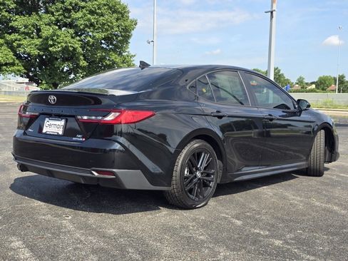 Certified 2025 Toyota Camry SE FWD image 16