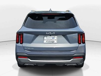Used 2024 Kia Sorento S w/ Panoramic Sunroof Package